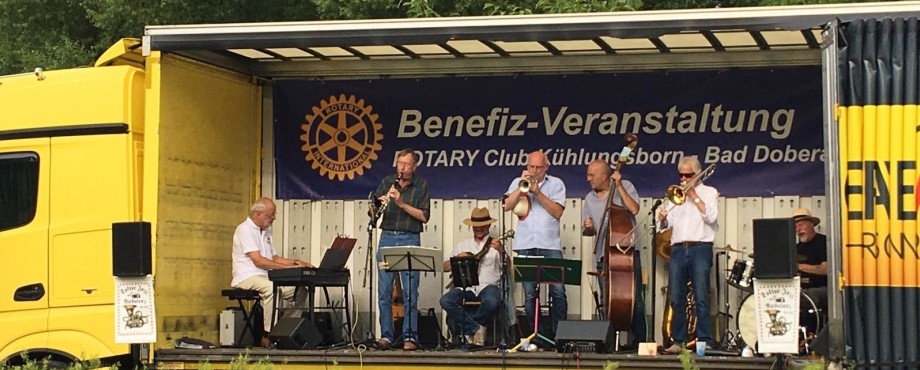  - Rotary rockt und jazzt