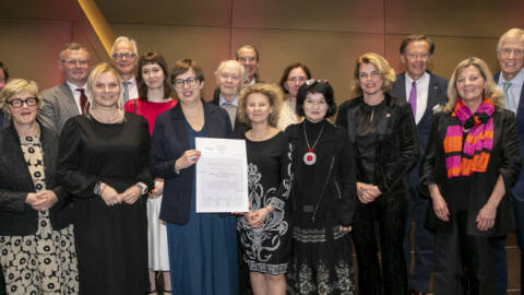 Menschlichkeit inmitten des Krieges