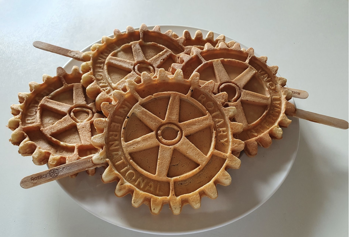 2023, club merchandise, waffeleisen